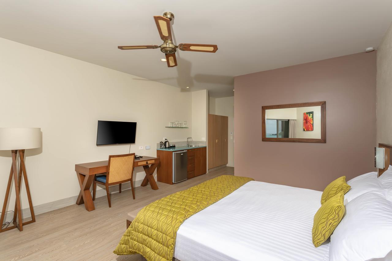 Moana Sands Lagoon Resort - Adults Only Раротонга Екстериор снимка